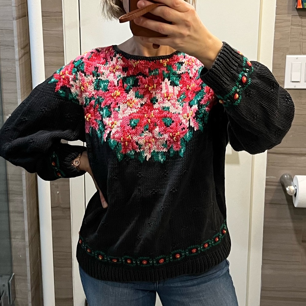 Northern Isles Vintage Knit Sweater pointsettia Christmas